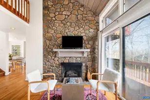 44 E Catoctin Dr, Wintergreen Resort, VA 22967 - Photo 44