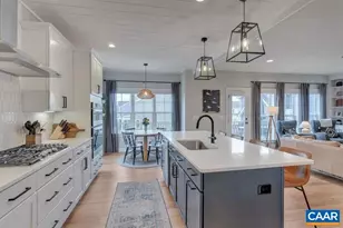22 Warwick Dr, Crozet, VA 22932 - Photo 8