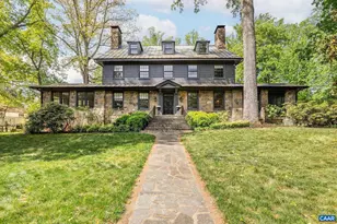 2662 Jefferson Park Cir, Charlottesville, VA 22903 - Photo 2