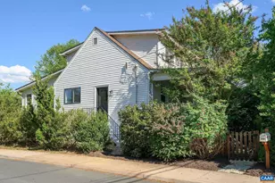 2720 Jefferson Park Ave, Charlottesville, VA 22903 - Photo 2