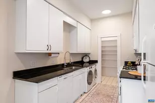 900 Rugby Rd, Charlottesville, VA 22903 - Photo 12