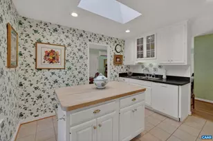 2519 Commonwealth Dr, Charlottesville, VA 22901 - Photo 12