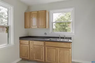 1116 Locust Ave, Charlottesville, VA 22901 - Photo 10