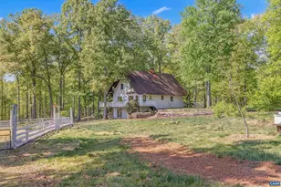 2947 Merrie Meadows Ln, Keswick, VA 22947 - Photo 12