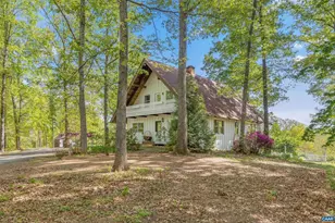 2947 Merrie Meadows Ln, Keswick, VA 22947 - Photo 8