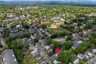 302 NW 11th St, Charlottesville, VA 22903 - Photo 56