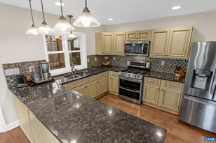 302 NW 11th St, Charlottesville, VA 22903 - Photo 26