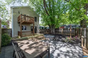 302 NW 11th St, Charlottesville, VA 22903 - Photo 4