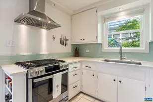 1116 E Jefferson St, Charlottesville, VA 22902 - Photo 12
