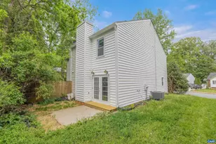 501 Moseley Dr, Charlottesville, VA 22903 - Photo 2