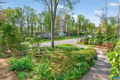 2409 Kerry Ln, Charlottesville, VA 22901 - Photo 24