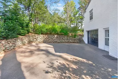 2409 Kerry Ln, Charlottesville, VA 22901 - Photo 30