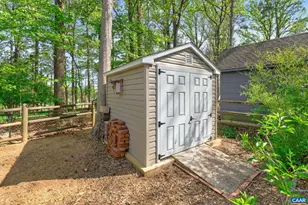 2409 Kerry Ln, Charlottesville, VA 22901 - Photo 12