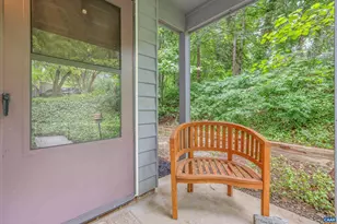 1621 Shady Grove Ct, Charlottesville, VA 22902 - Photo 4