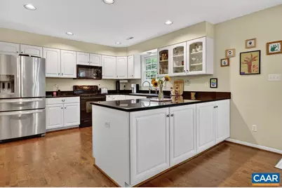 1300 West Leigh Dr, Charlottesville, VA 22901 - Photo 14