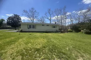 147 Rankin Ln, Stuarts Draft, VA 24477 - Photo 4