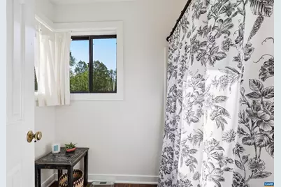 1241 Chatham Rdg, Charlottesville, VA 22901 - Photo 24