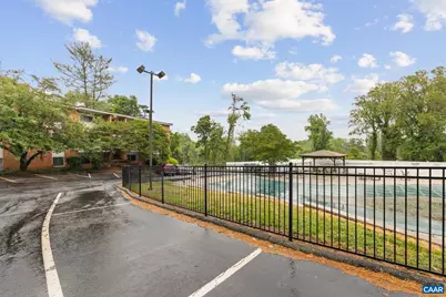 1800 Jefferson Park Ave #86, Charlottesville, VA 22903 - Photo 18
