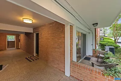 1800 Jefferson Park Ave #86, Charlottesville, VA 22903 - Photo 2