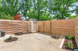 1536 Minor Ridge Ct, Charlottesville, VA 22901 - Photo 2