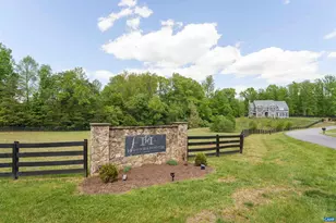421 Houndstooth Ct, Charlottesville, VA 22901 - Photo 2