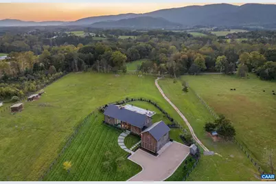 320 Barn House Ln, Charlottesville, VA 22901 - Photo 2