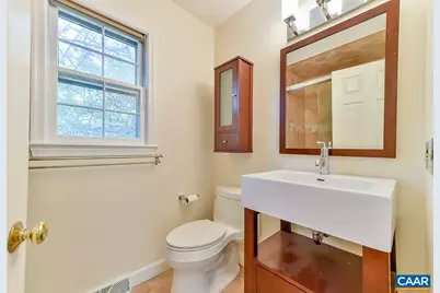 1012 Wildmere Pl, Charlottesville, VA 22901 - Photo 40