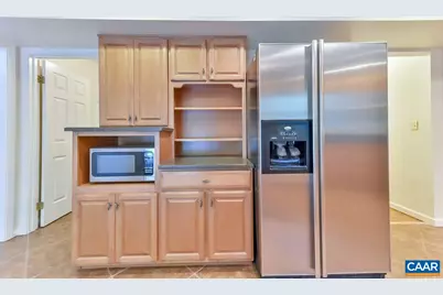 1012 Wildmere Pl, Charlottesville, VA 22901 - Photo 10