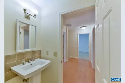 1012 Wildmere Pl, Charlottesville, VA 22901 - Photo 36