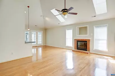 685 Courtyard Ct, Charlottesville, VA 22903 - Photo 6