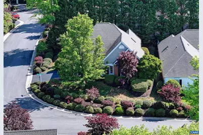 685 Courtyard Ct, Charlottesville, VA 22903 - Photo 2