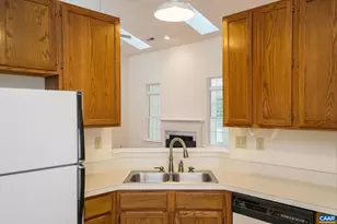 1245 Raintree Dr, Charlottesville, VA 22901 - Photo 10