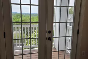 1055 Weybridge Ct, Charlottesville, VA 22911 - Photo 4