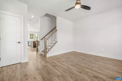 302 Flint Dr, Charlottesville, VA 22903 - Photo 4