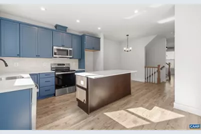 302 Flint Dr, Charlottesville, VA 22903 - Photo 12
