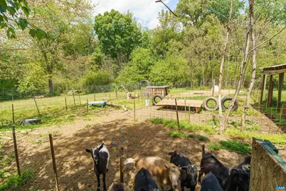 418 James River Rd, Scottsville, VA 24590 - Photo 56