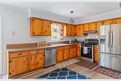 418 James River Rd, Scottsville, VA 24590 - Photo 16