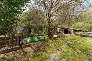 418 James River Rd, Scottsville, VA 24590 - Photo 52