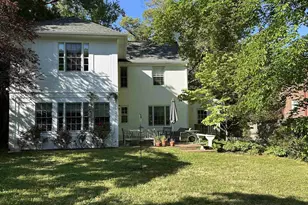 1618 Oxford Rd, Charlottesville, VA 22903 - Photo 4