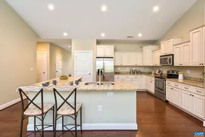 265 Windsor Dr, Fishersville, VA 22939 - Photo 6