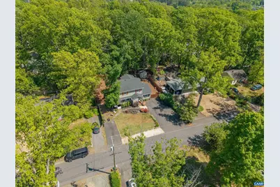 134 W Park Dr, Charlottesville, VA 22901 - Photo 68