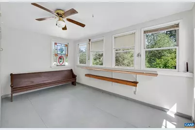 518 NE 8th St, Charlottesville, VA 22902 - Photo 18