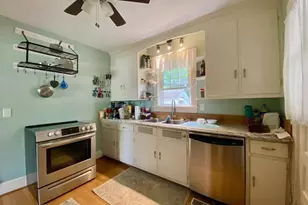 210 W Gordon Ave, Gordonsville, VA 22942 - Photo 6