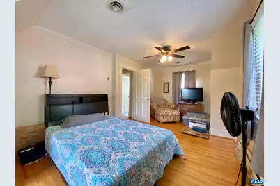210 W Gordon Ave, Gordonsville, VA 22942 - Photo 10