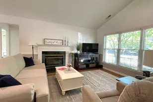 1045 Wintergreen Ln, Charlottesville, VA 22903 - Photo 2