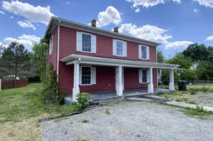 405 E King St, Gordonsville, VA 22942 - Photo 2