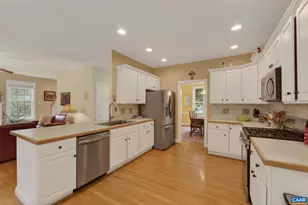 1086 Olympia Dr, Charlottesville, VA 22911 - Photo 8