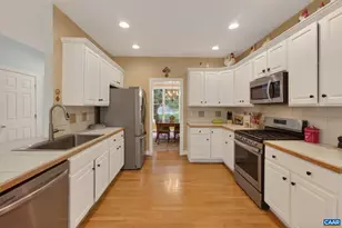 1086 Olympia Dr, Charlottesville, VA 22911 - Photo 10