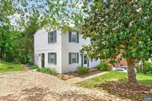 1708 Vermira Pl, Charlottesville, VA 22901 - Photo 4