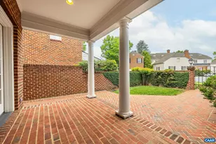 555 Dryden Pl, Charlottesville, VA 22903 - Photo 6